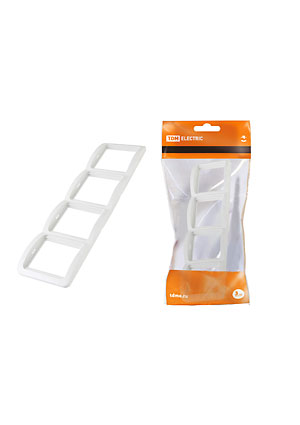 SQ1804-0022, Рамка 4-ая вертикальная белая "Валдай"